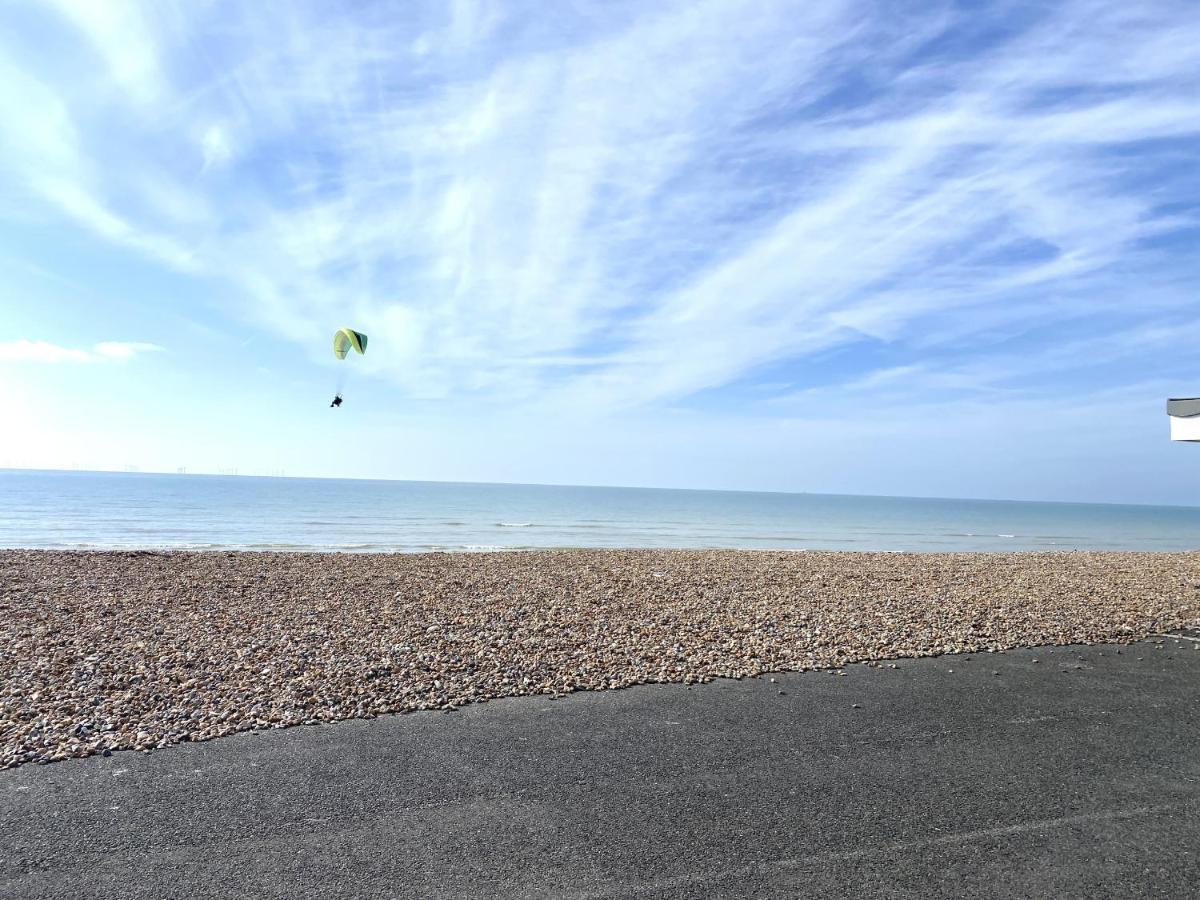 Stunning 2 Bed Apartment Sea Views And Parking Worthing Dış mekan fotoğraf