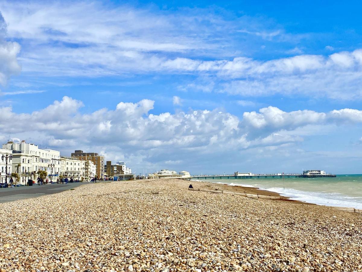 Stunning 2 Bed Apartment Sea Views And Parking Worthing Dış mekan fotoğraf